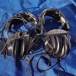 Switchable Stereo Headphones (2)